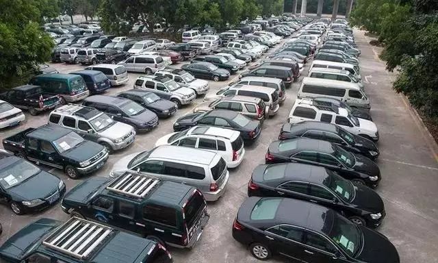 住建局重申 嚴禁“只售不租”強賣車位，促進車位合理使用