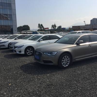 深圳普通轎車長租個(gè)人自駕服務(wù) 經(jīng)濟(jì)便捷的出行選擇